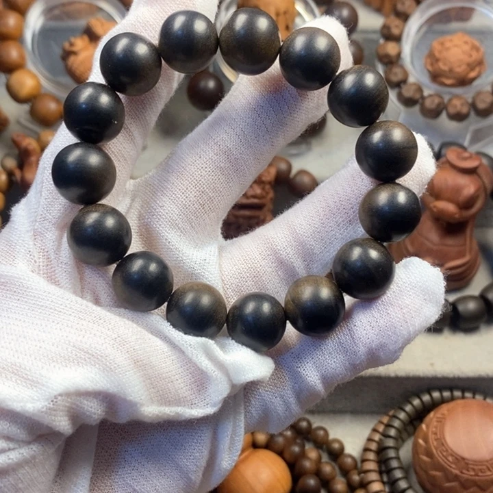 檀香木手串/手链老山檀奶香味1.5阴沉老料沉水孔道微瑕