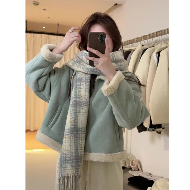 高级感蓝色麂皮绒皮毛一体羊羔毛外套女冬季新款宽松加厚短款上衣