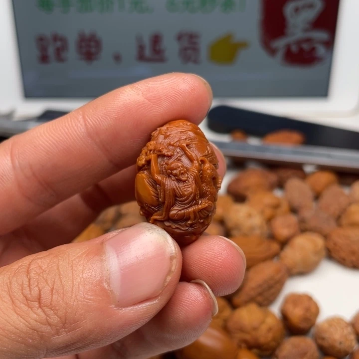 吊坠橄榄核橄榄核雕刻单子。