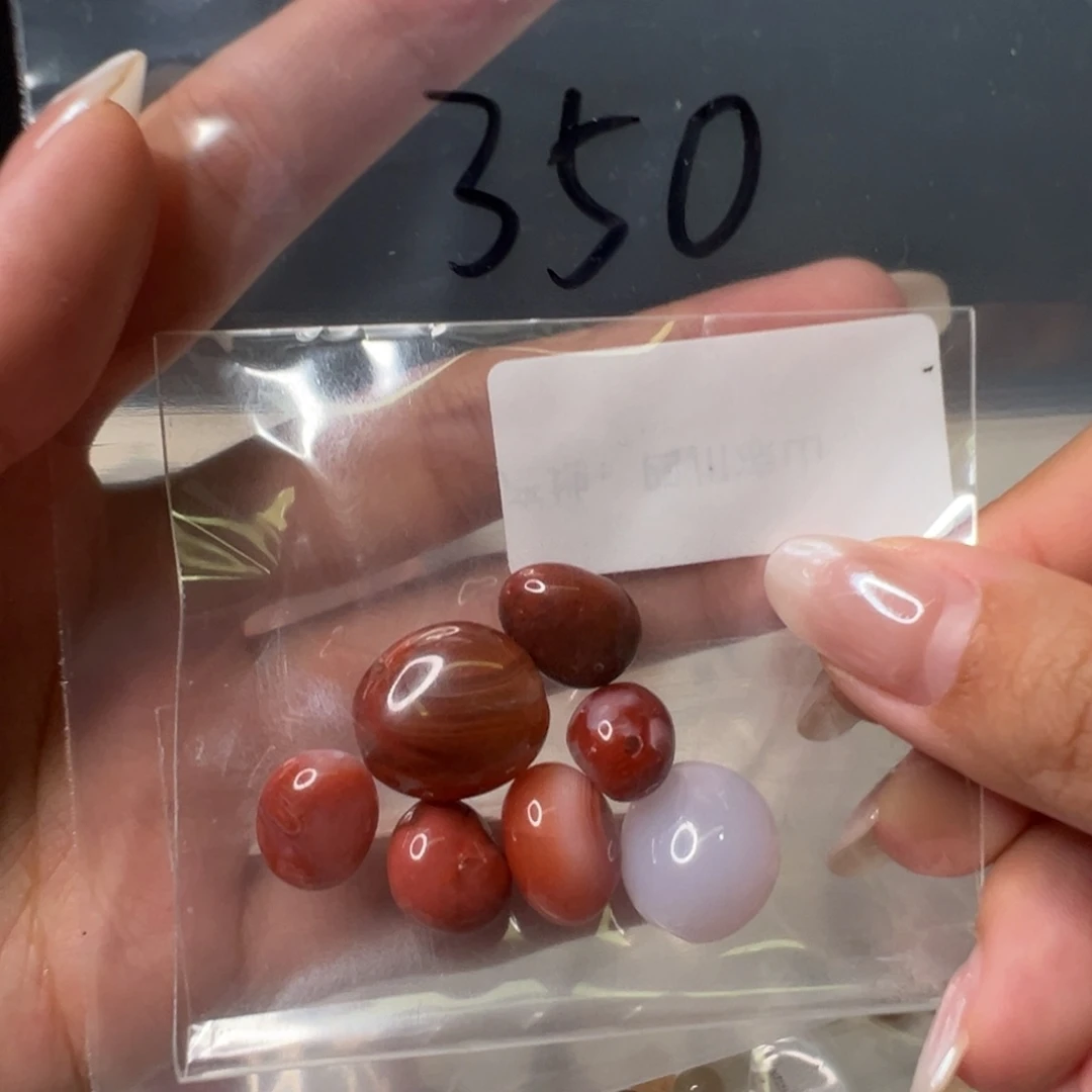 南红玛瑙南红玛瑙未镶嵌350