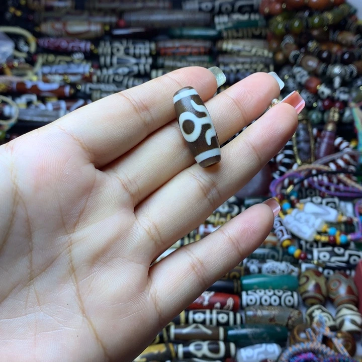 玛瑙/玉髓未镶嵌吊坠(赠链)