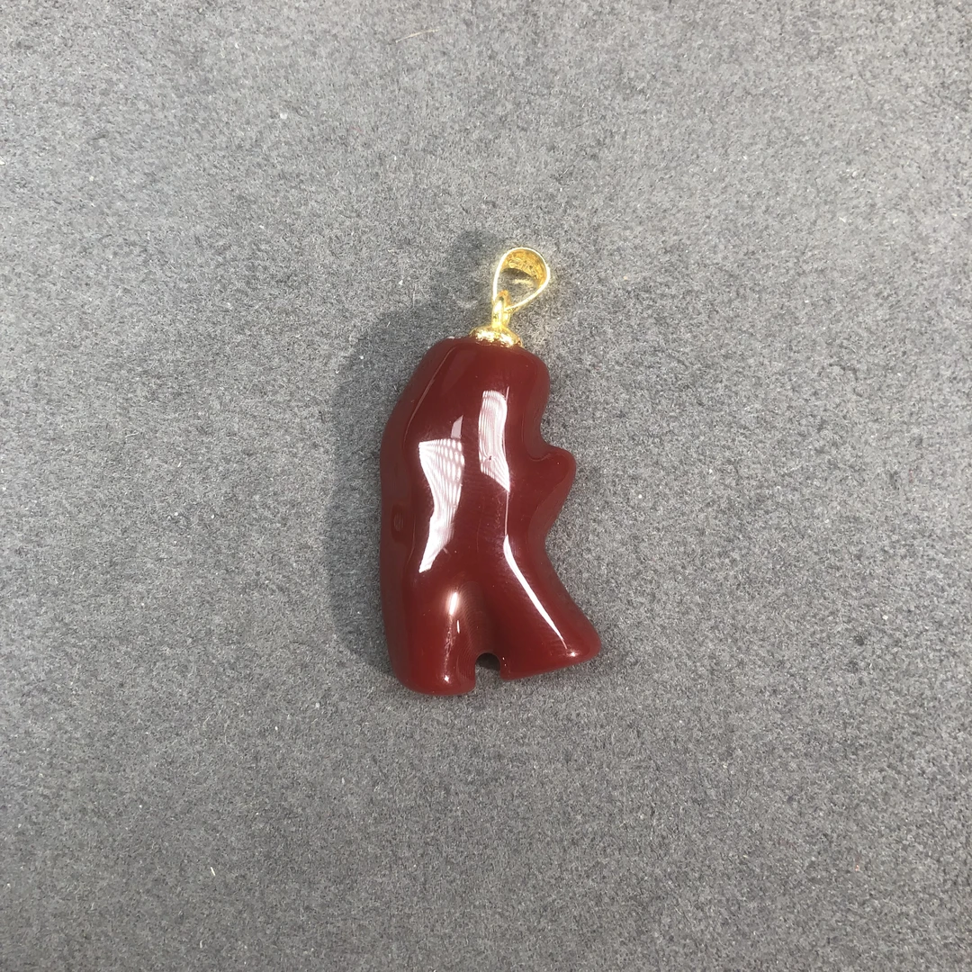 【亏米清仓】18*30mm精品牛血红吊坠293