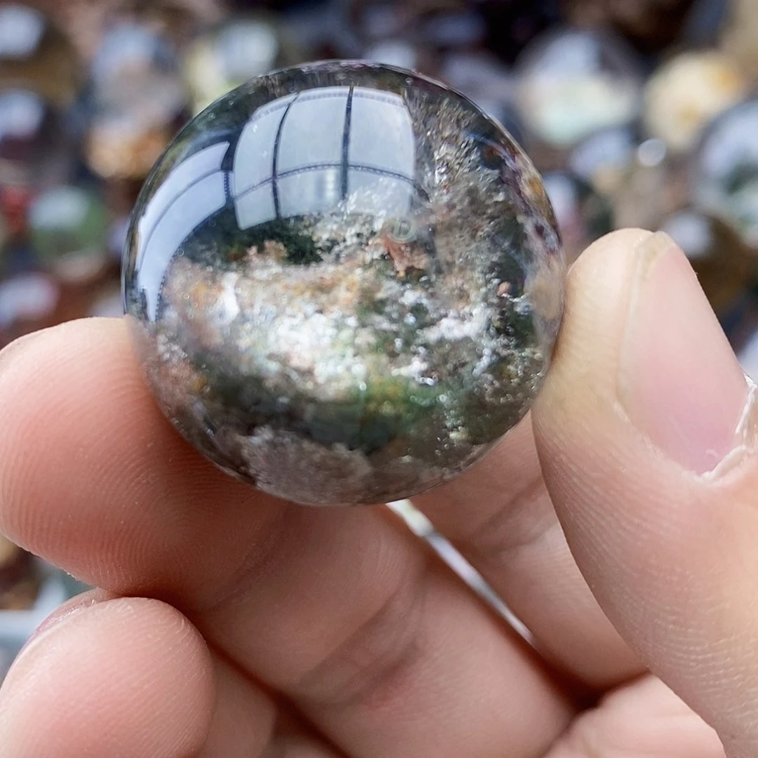 天然水晶透亮光泽未镶嵌水晶