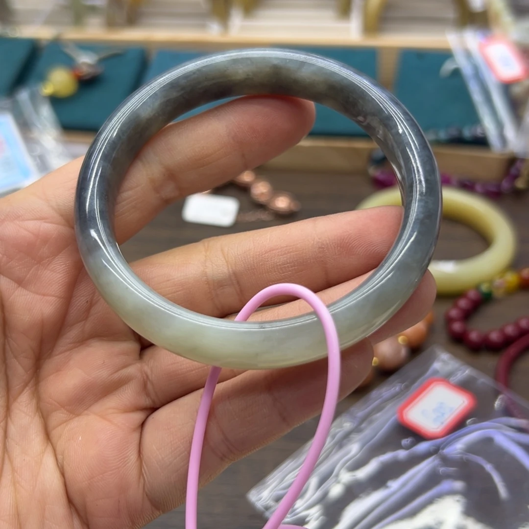 和田玉未镶嵌手镯61圈围260