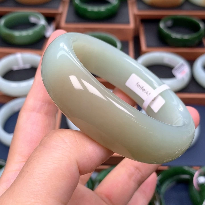 未镶嵌手镯和田玉5758