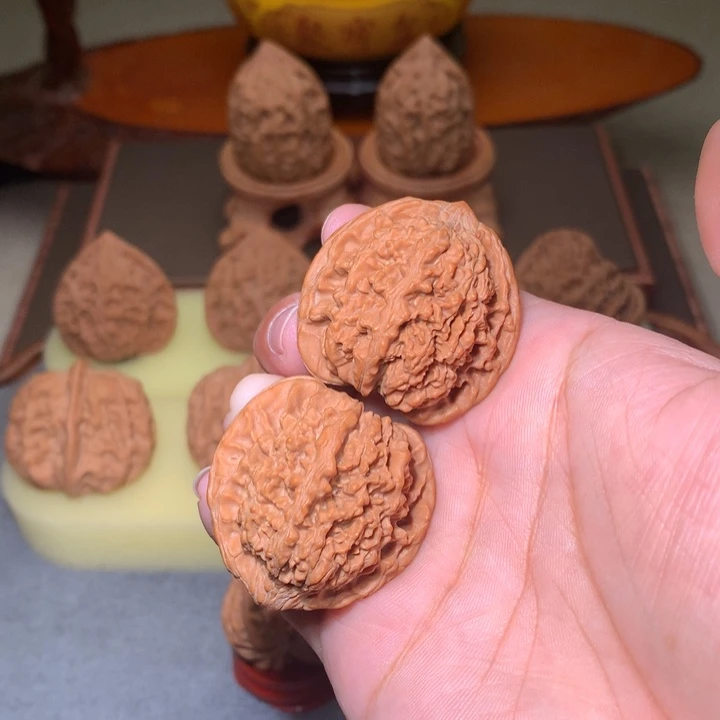 核桃文玩核桃把件满天星34