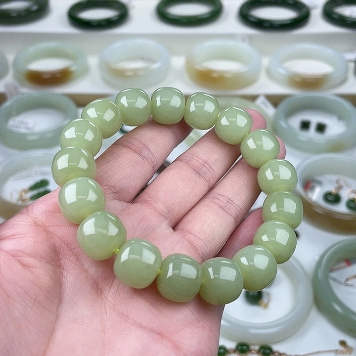 未镶嵌手串和田玉