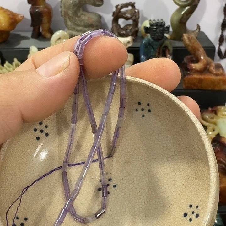 瓷片瓷自顾自的一个人