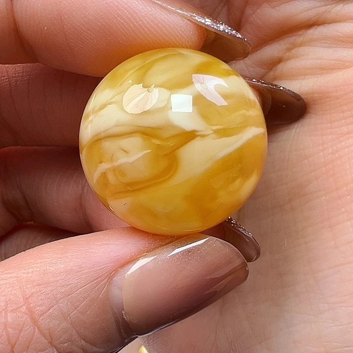 蜜蜡未镶嵌珠宝奇石