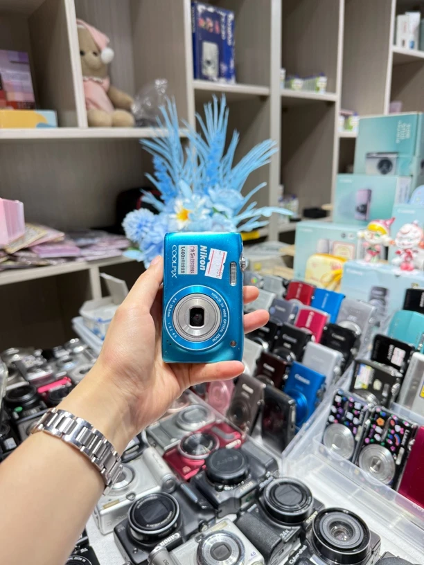 9新  蓝色尼康s3100数码相机