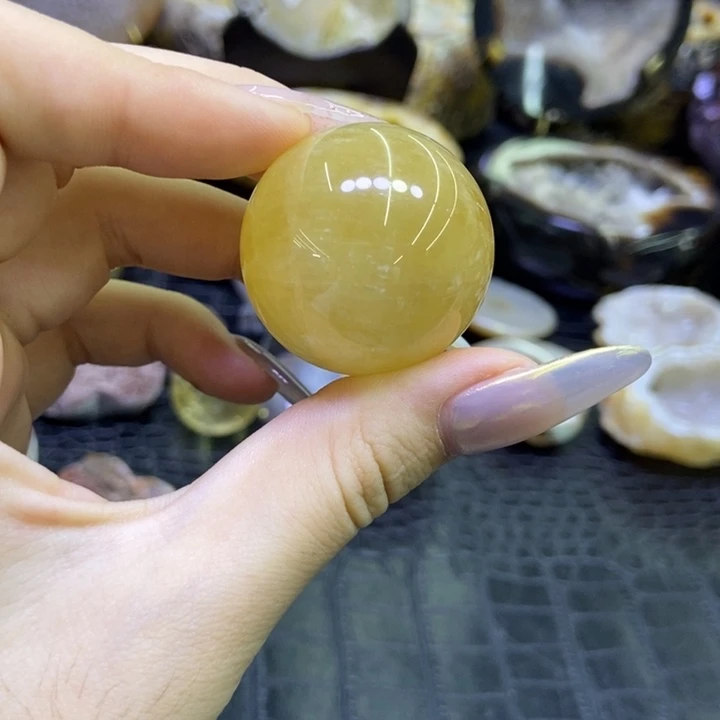 未镶嵌珠宝半成品水晶冰洲黄球