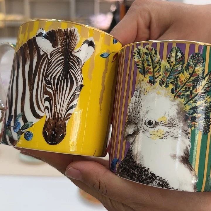 瓷片小****，一对马克杯真的太好看了