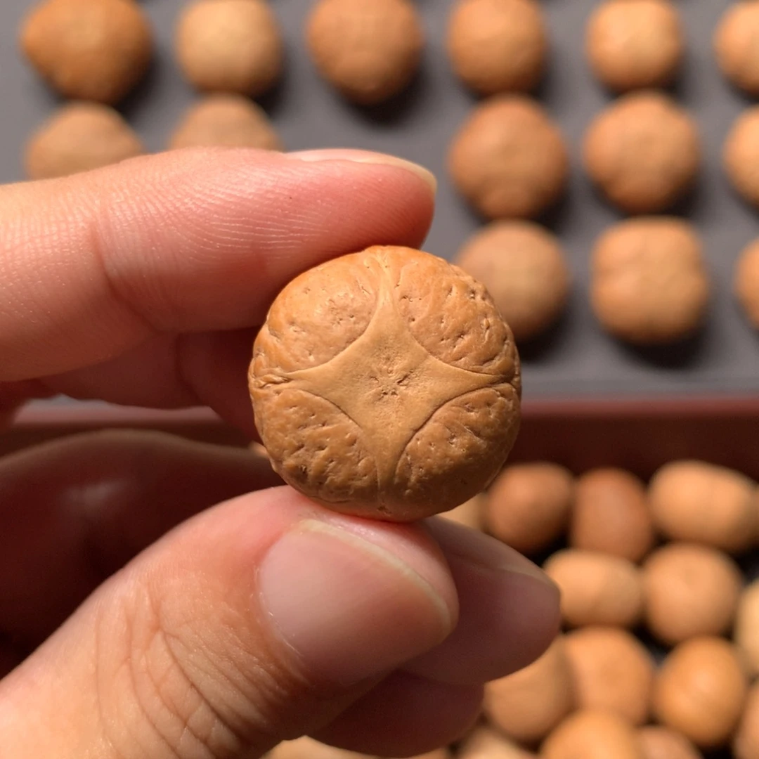 凤眼菩提吊坠22mm尼泊尔麒麟单籽