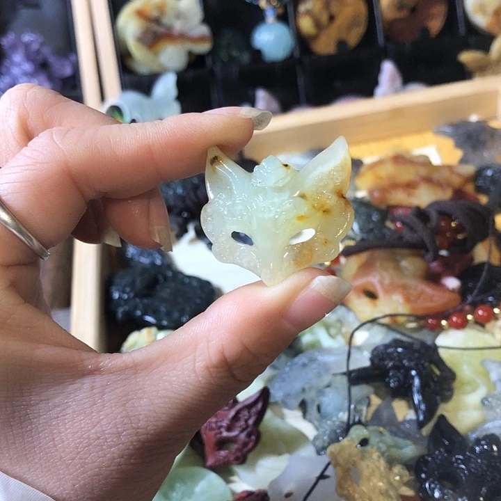 岫玉未镶嵌岫玉挂件