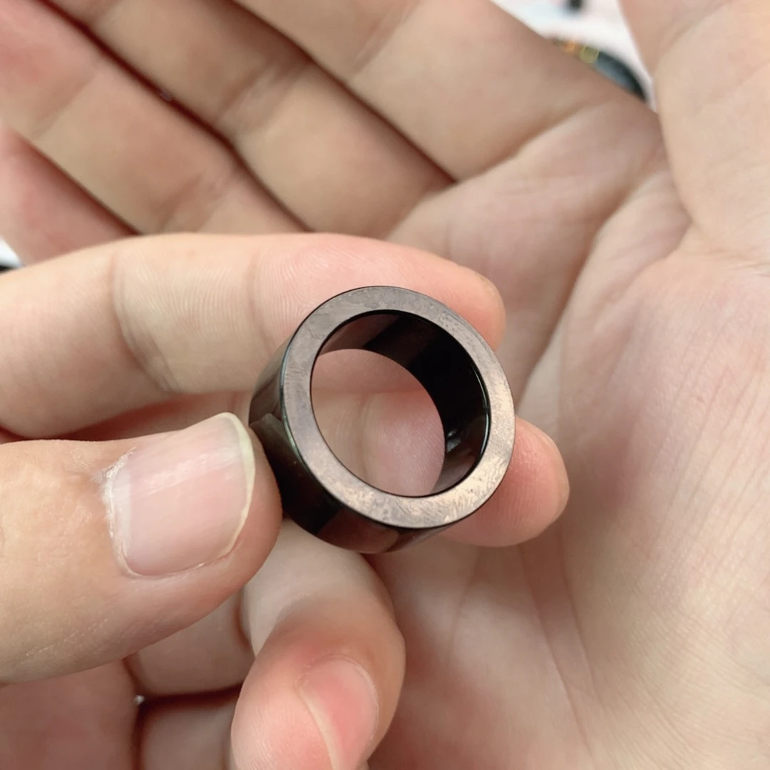 ****月和田玉未镶嵌颈饰18