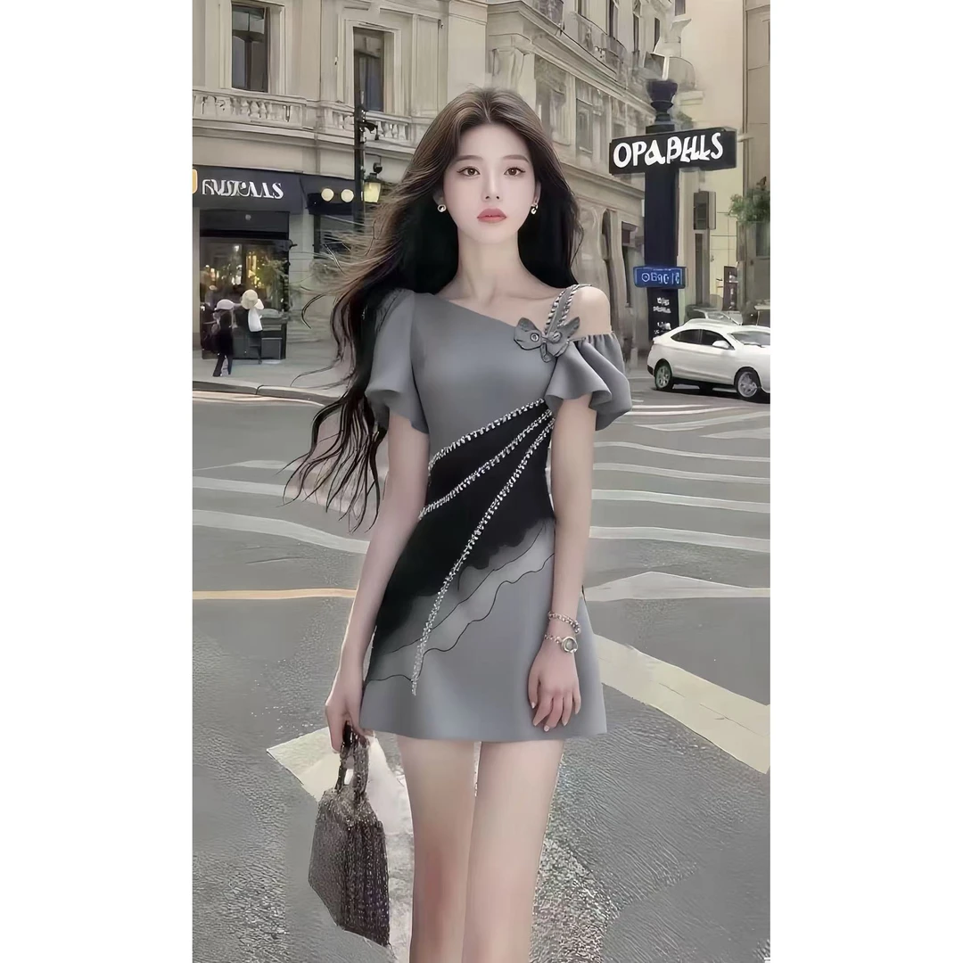 法式温柔甜美风时尚高端大气氛围感灰色斜领短袖收腰拼接连衣裙女