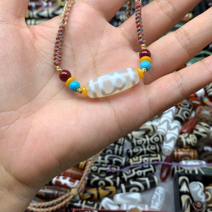 玛瑙/玉髓未镶嵌吊坠(赠链)