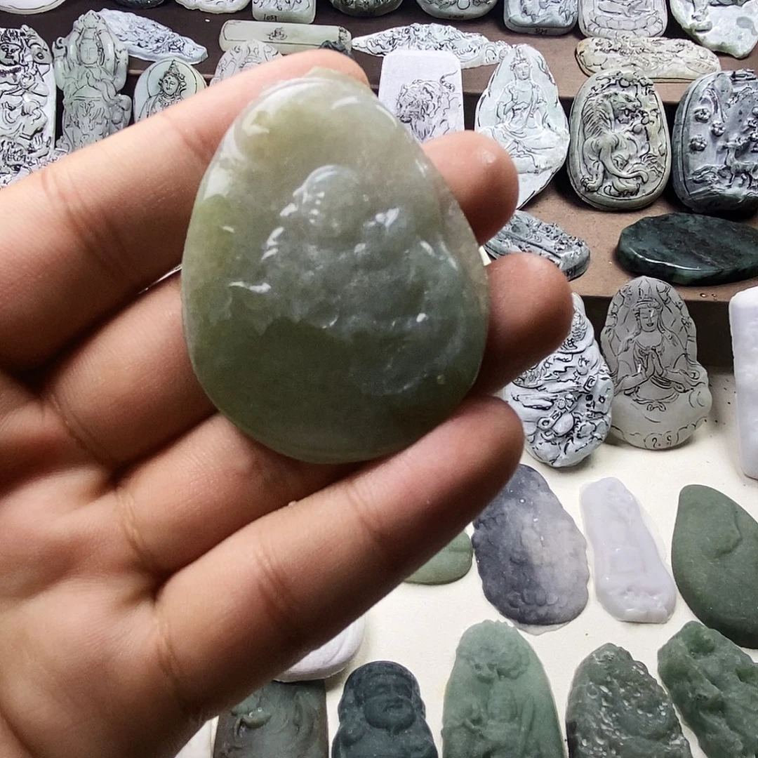 定制翡翠未镶嵌天然