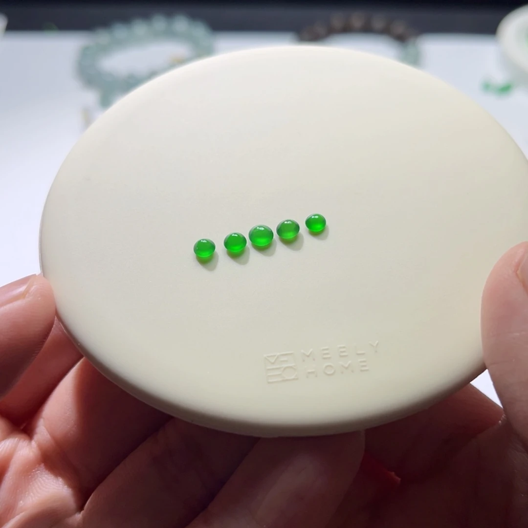 散珠翡翠裸石蛋面5颗