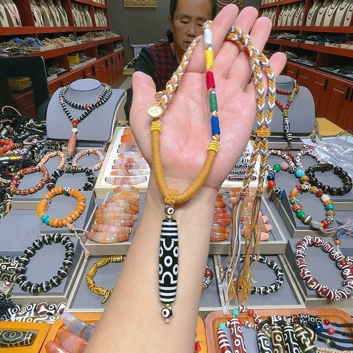 未镶嵌玛瑙/玉髓珠宝奇石