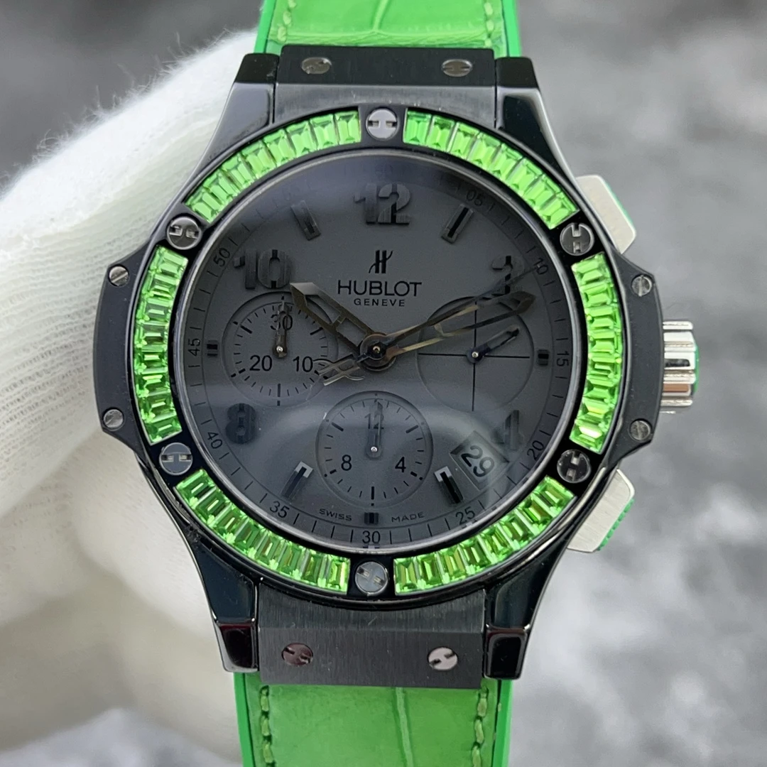 95新 Hublot/宇舶表 341.CG.1110.LR.1922/公价187900