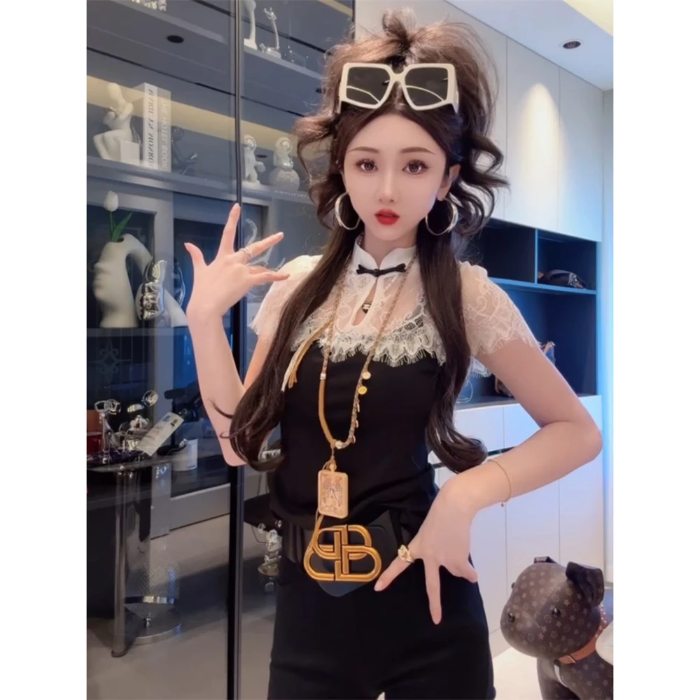新中式国风蕾丝拼接短袖T恤女装2025夏季设计感开叉短款修身上衣