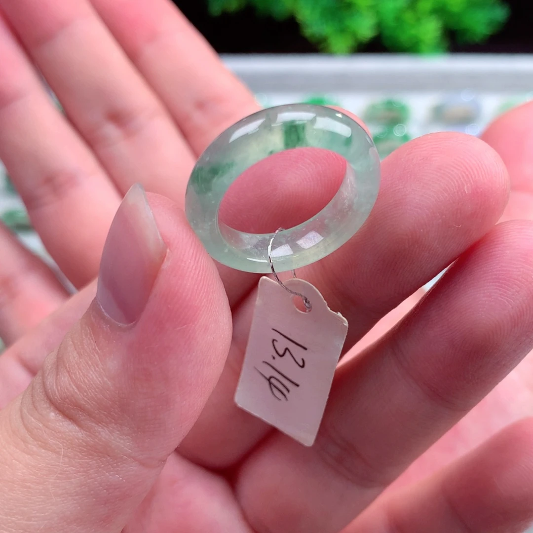 未镶嵌戒指翡翠天然