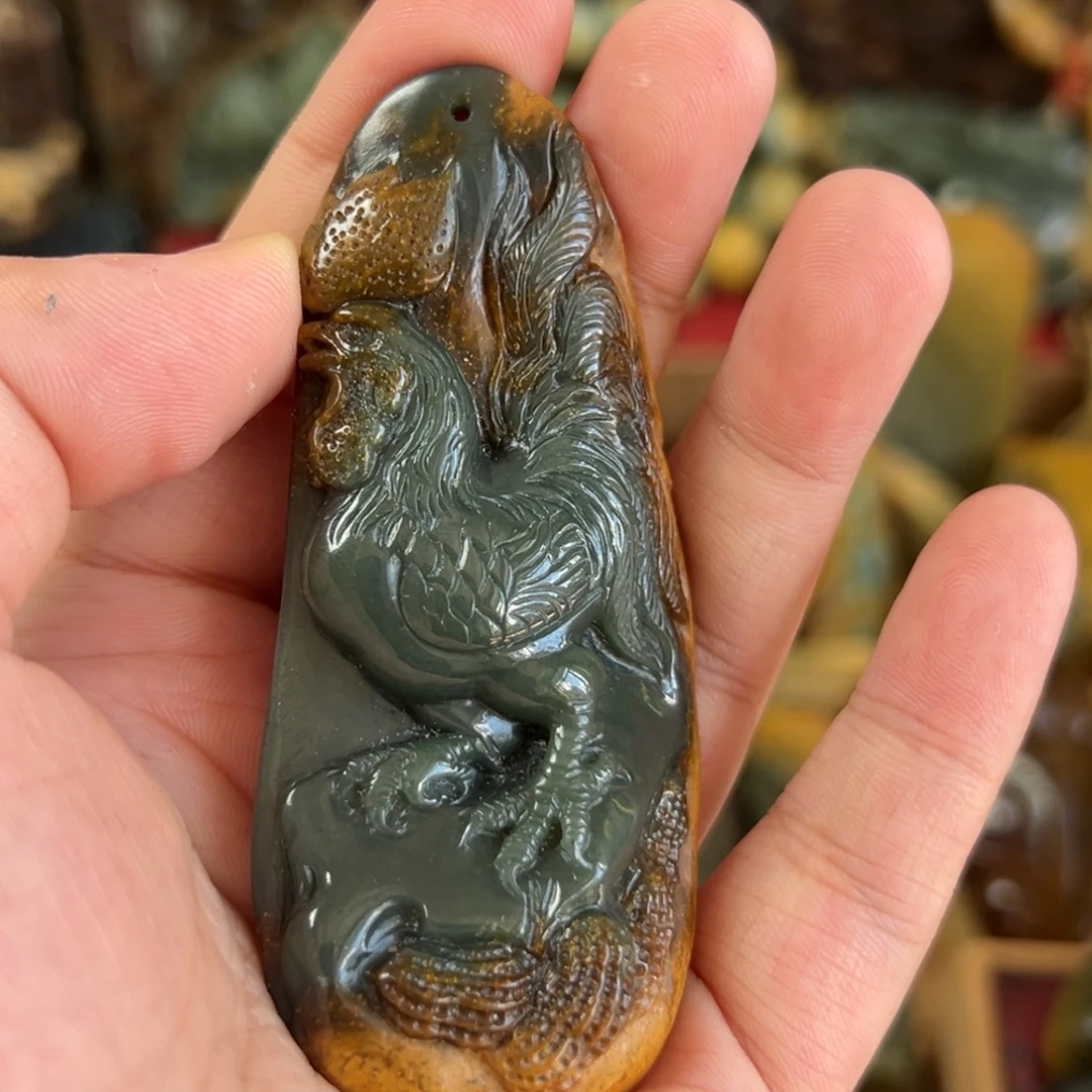 匠***）未镶嵌岫岩河磨玉（透闪石质玉）把件