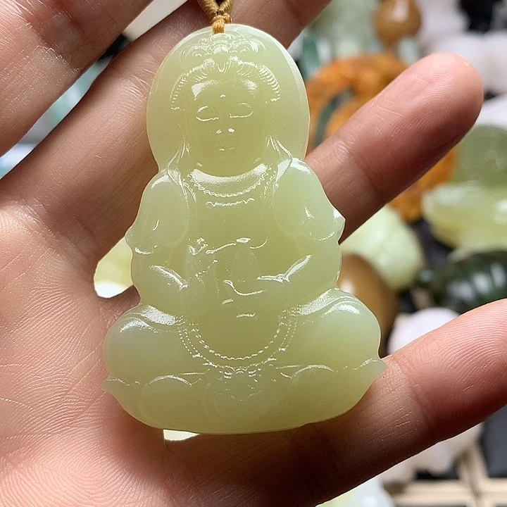 和田玉（青白玉）未镶嵌颈饰