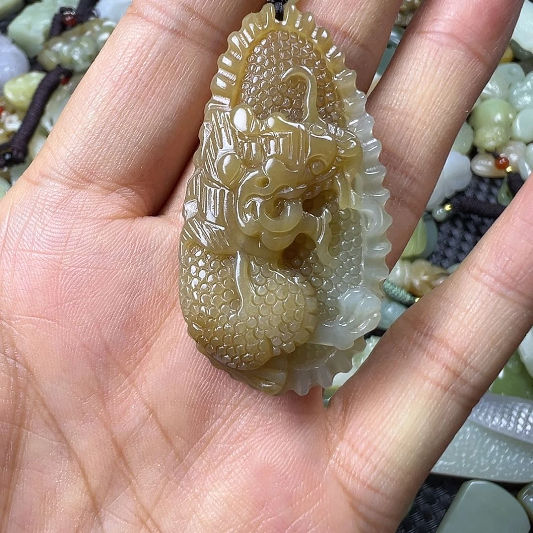 和田玉未镶嵌颈饰卡49