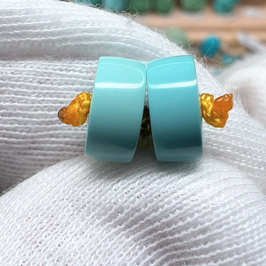 绿松石配饰未镶嵌