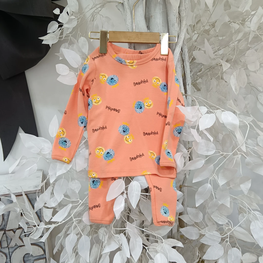 E779橘色拉架家居服童装