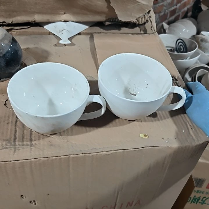 摆件陶瓷盘子碗啥都有