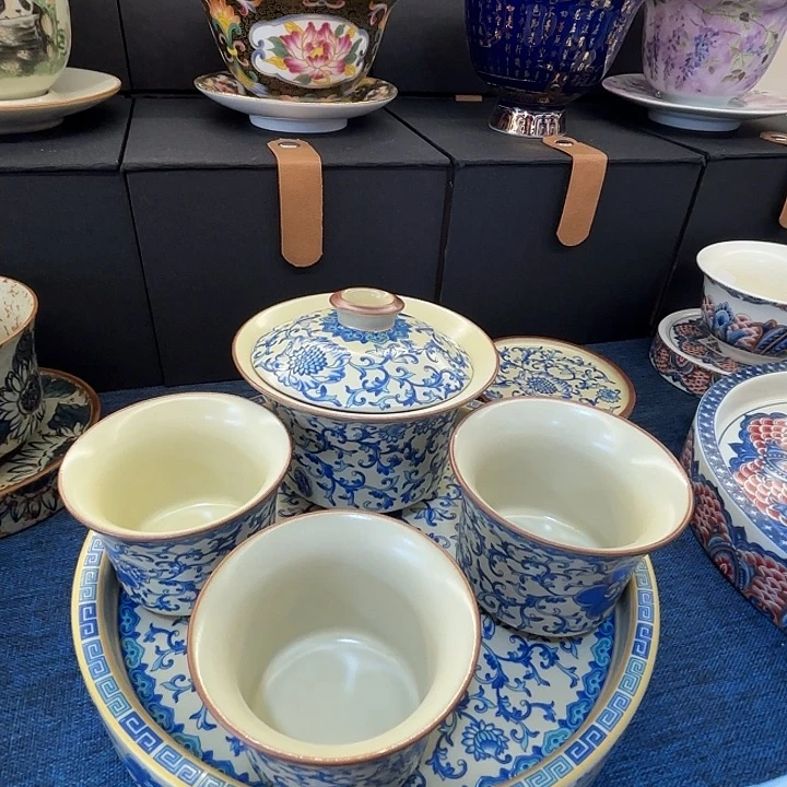 清清浅浅的一天又开始了