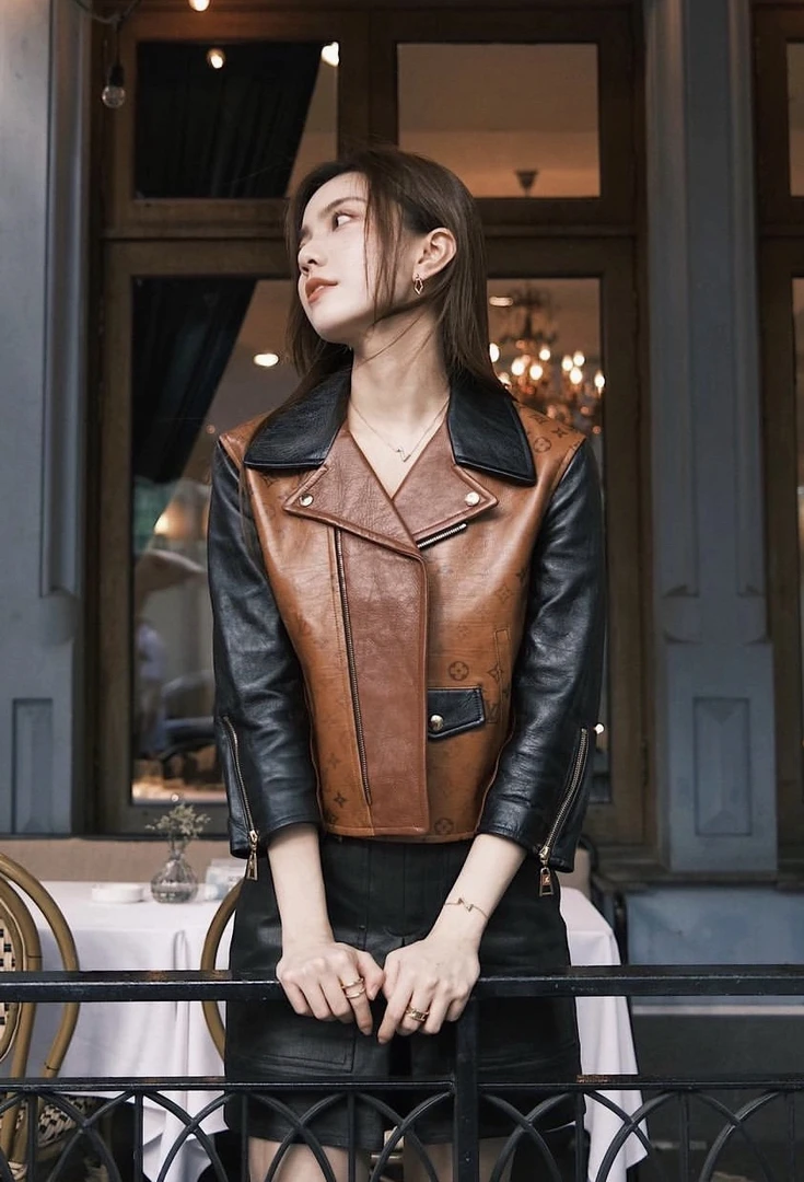 99新 LouisVuitton/路易威登 yy412 牛皮革 拼色logo皮衣 38码