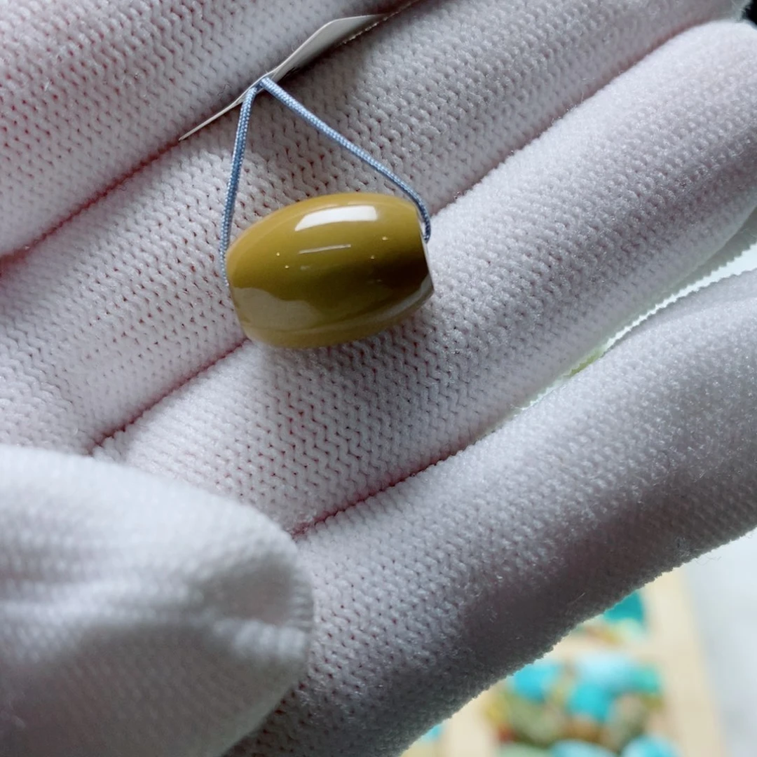 南红玛瑙未镶嵌颈饰