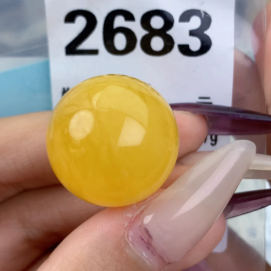 琥珀未镶嵌珠宝奇石23.2一颗粉