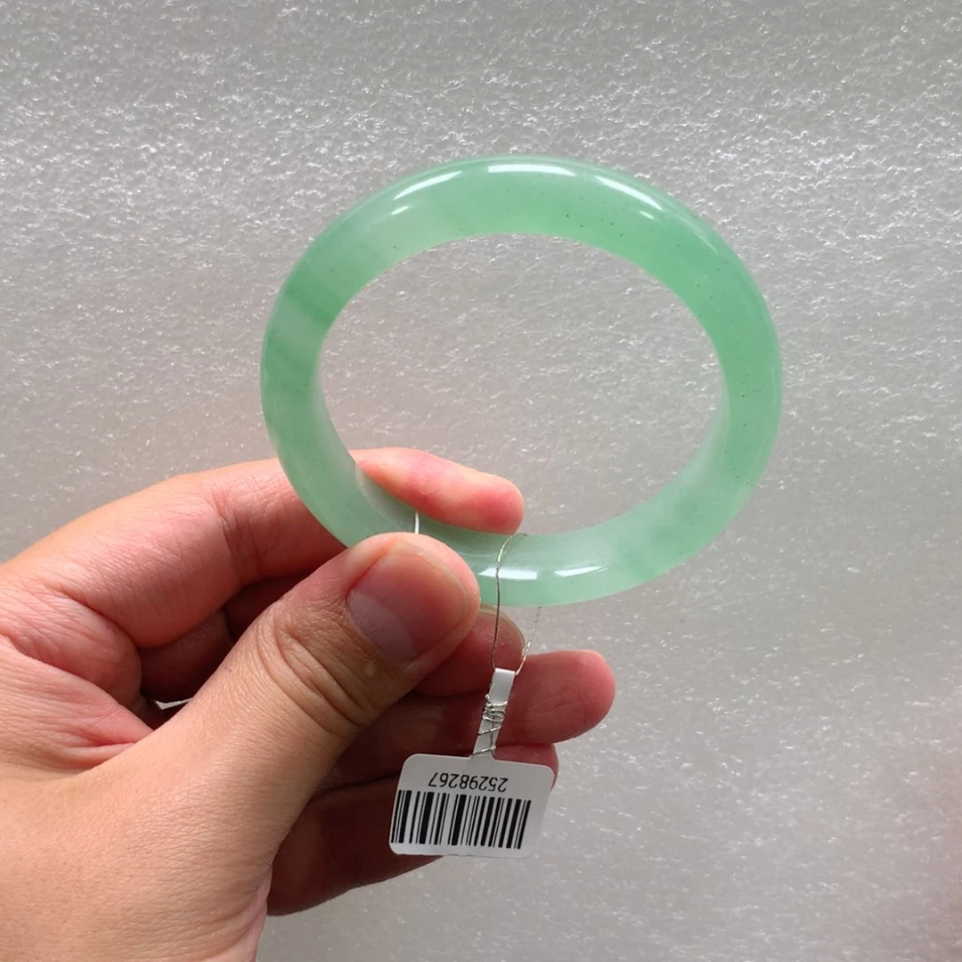 石英质玉手镯未镶嵌举****子青青55-莉