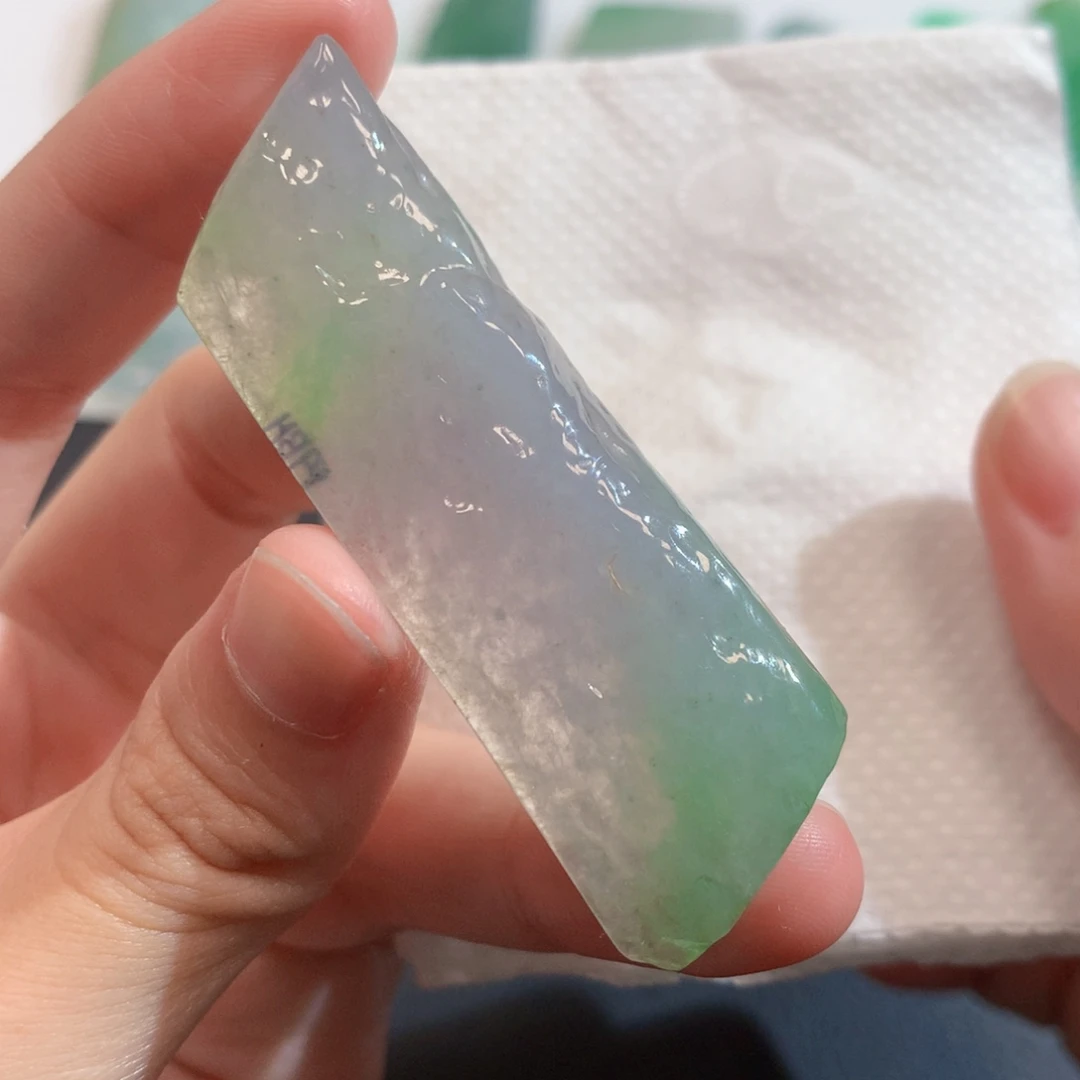 翡翠未镶嵌吊坠(不含链)78