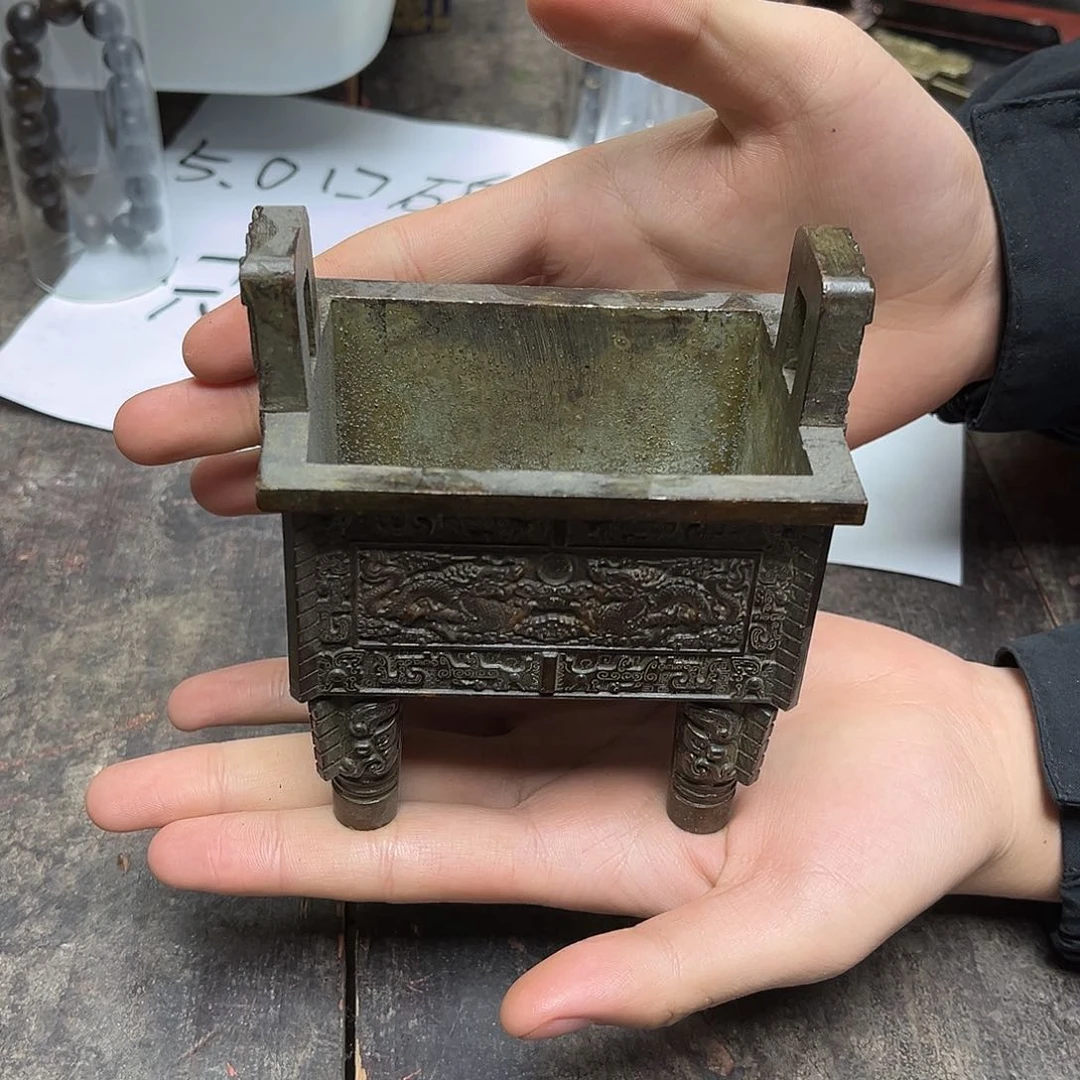 大叶紫檀（黑酸枝木类）