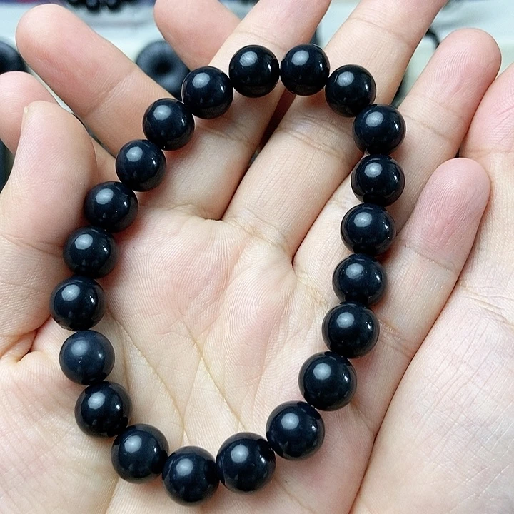 和田玉（墨玉）未镶嵌颈饰吃****皮卡10圆珠珠宝级手串