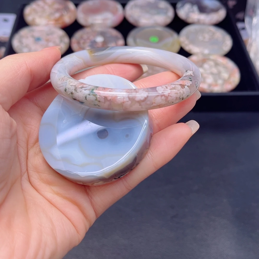 玛瑙/玉髓未镶嵌手镯56