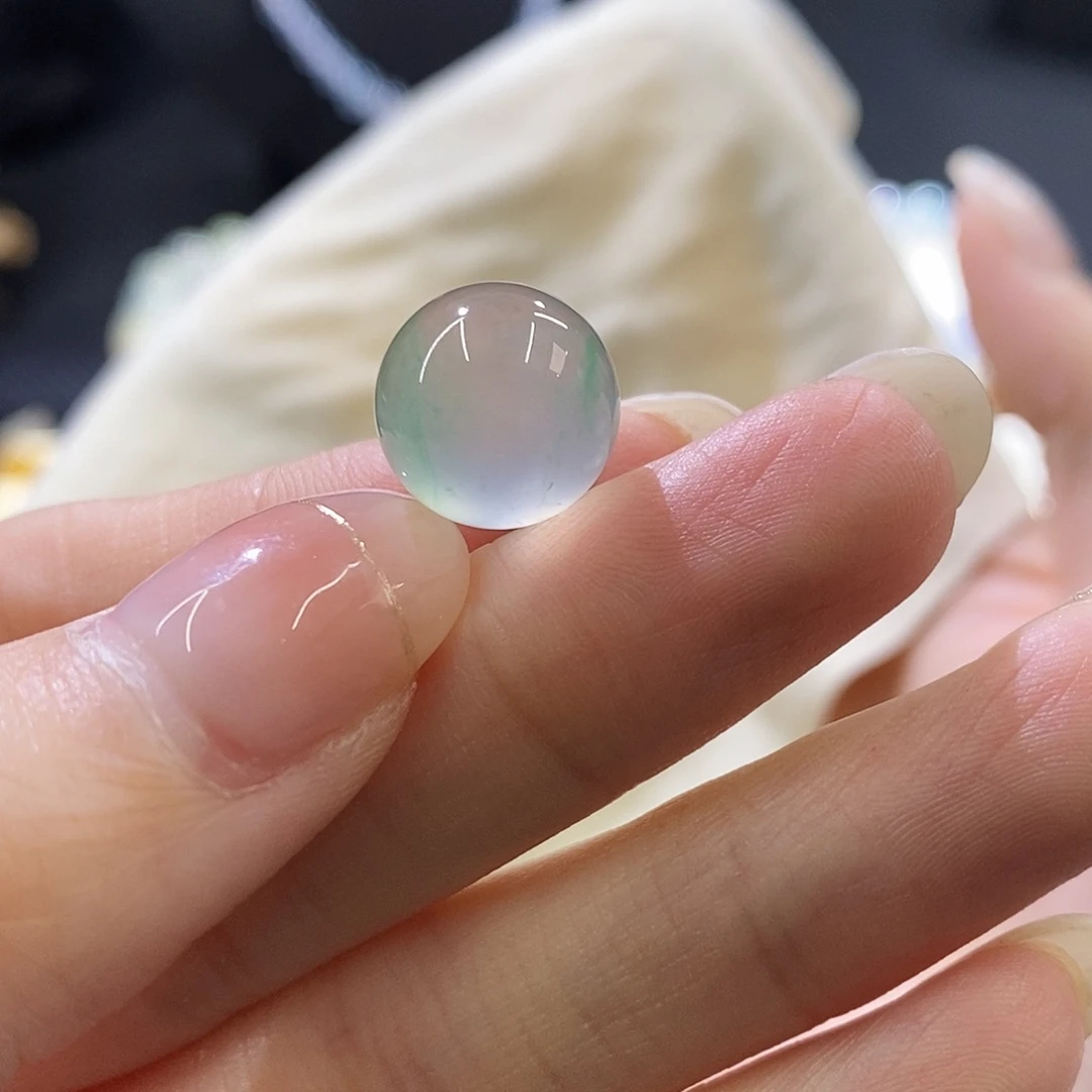 未镶嵌挂件翡翠金丝绿