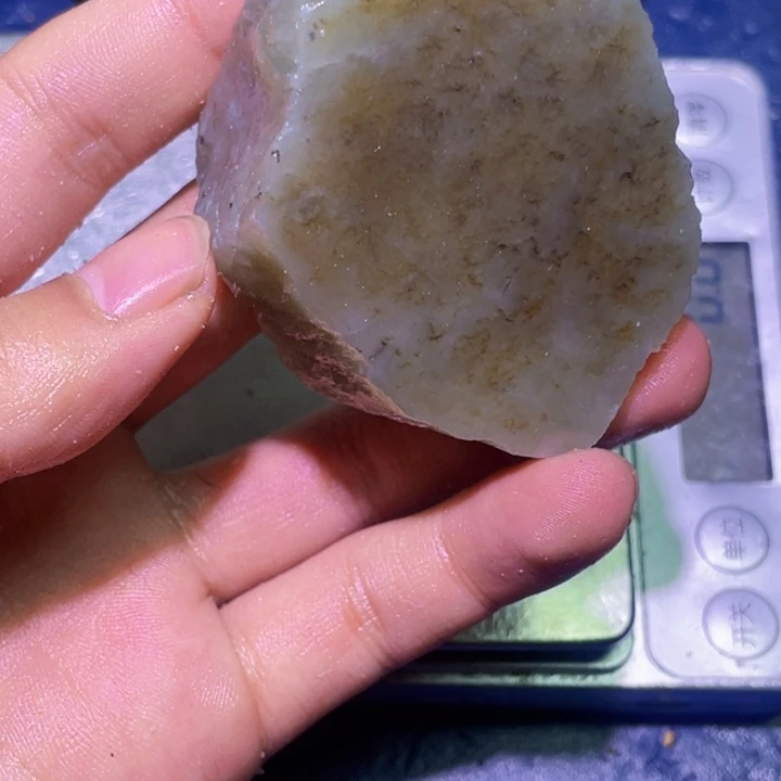 和田玉（糖玉）未镶嵌珠宝半成品