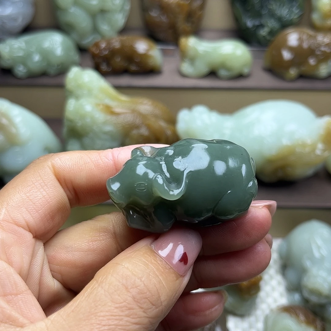 和田玉未镶嵌挂件