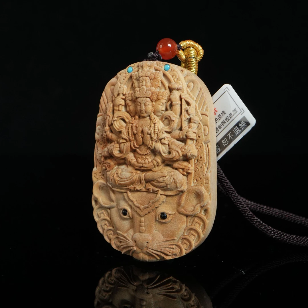 DY-C1412 印度老山檀香千手观音（鼠） 5.7x3.8x0.9cm 含16.8g