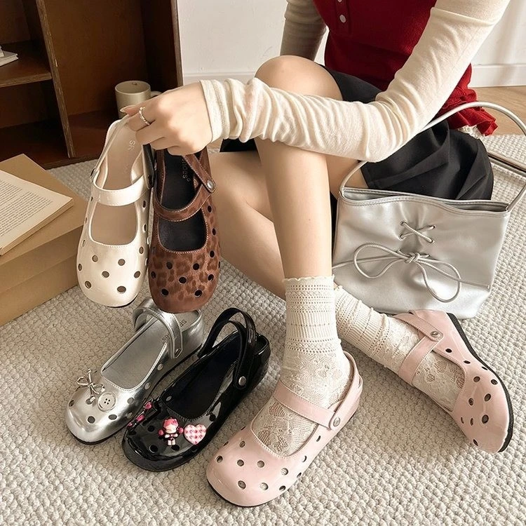 洞洞鞋修面皮女软底镂空厚底平底单鞋纯色高跟包头百搭夏季复古