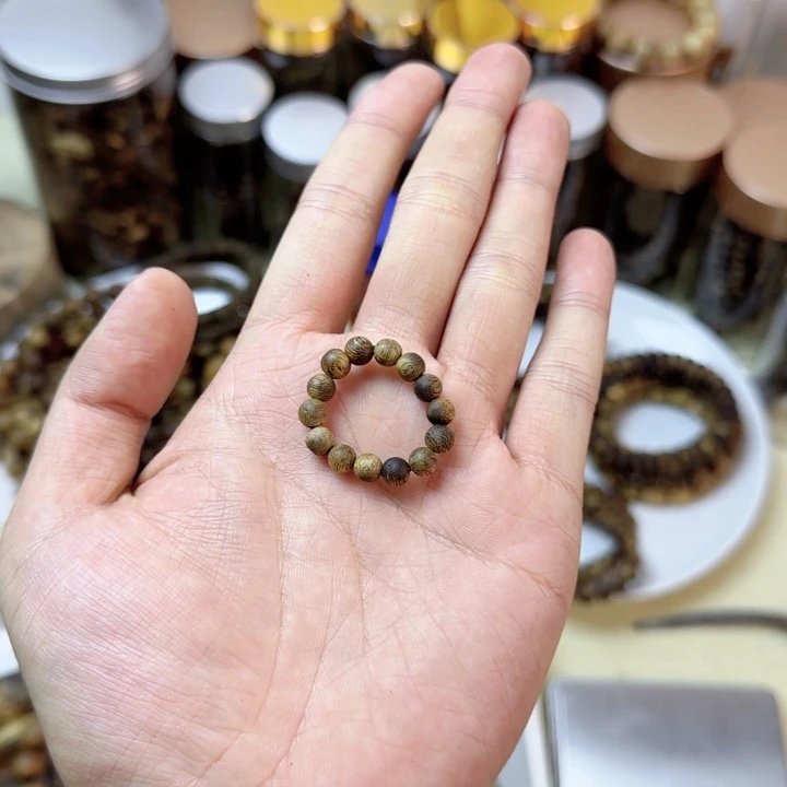 沉香沉香碎屑奇楠沉香碎05戒指