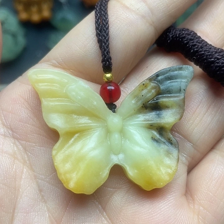 未镶嵌蛇纹石玉颈饰