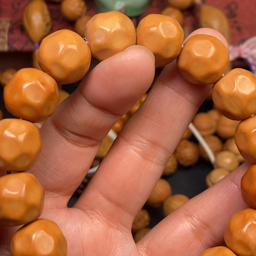 猴头核桃吊坠橄榄核桃